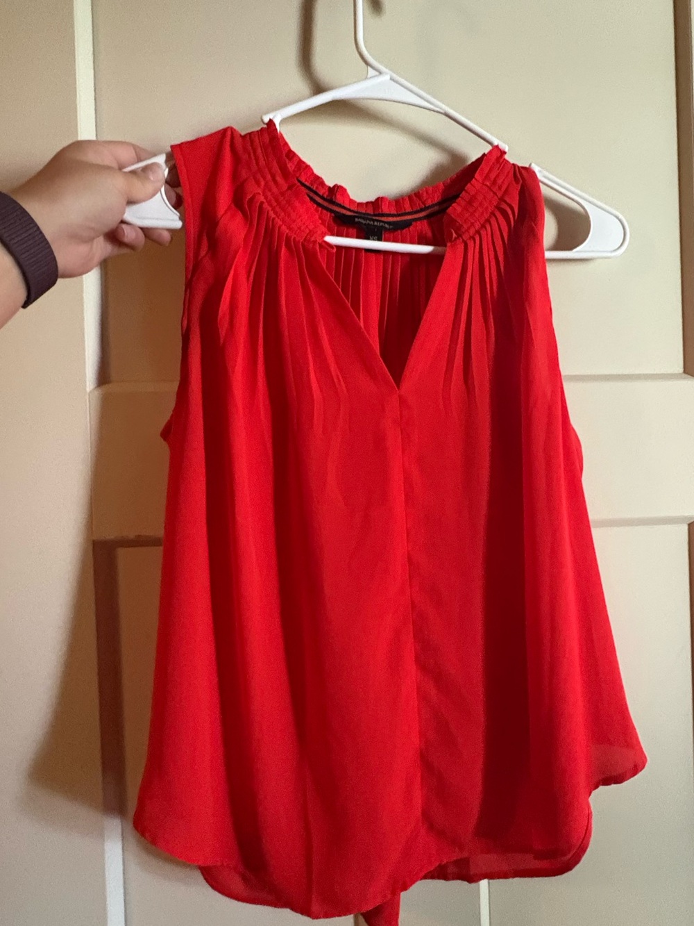 Banana Republic Red Sleeveless Pleated-Neck Camisole